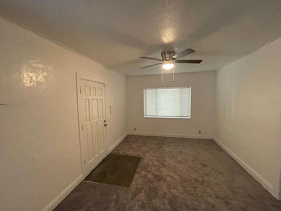 4th image of 410 Pine St