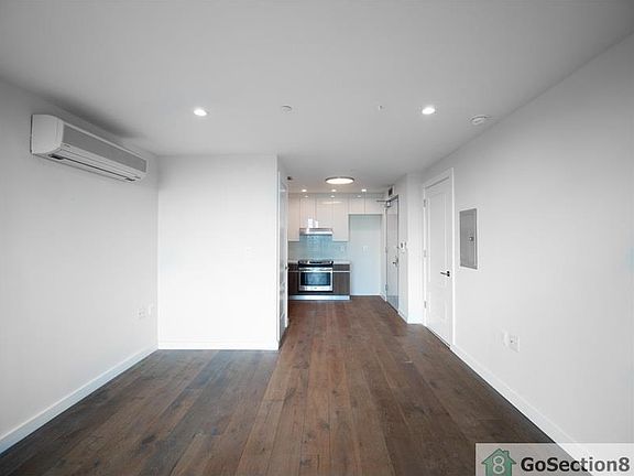 4th image of 1613 Mermaid Ave APT 501
