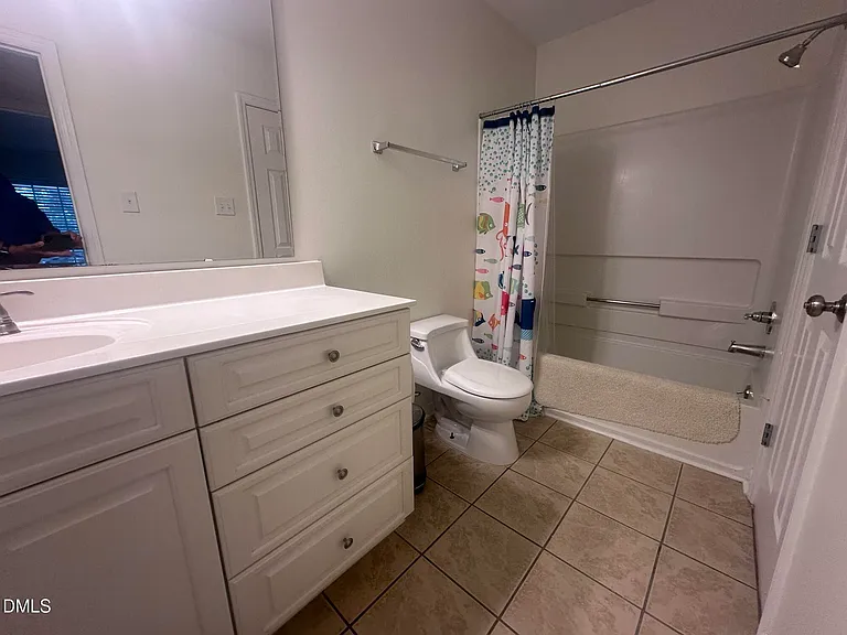 1010 Kingswood Dr #G — Photo 14
