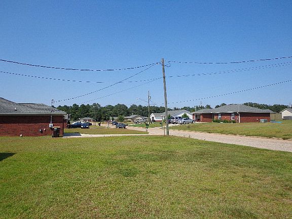 2nd image of 59 Cotton Dr
