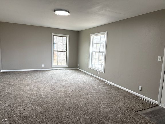 5th image of 307 Wayne Ave