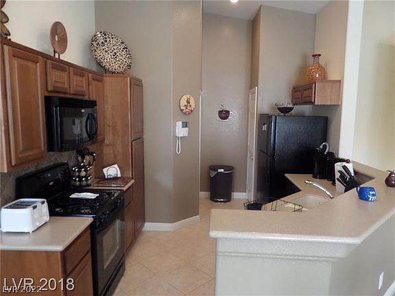 5th image of 1109 Pleasure Ln Unit 1