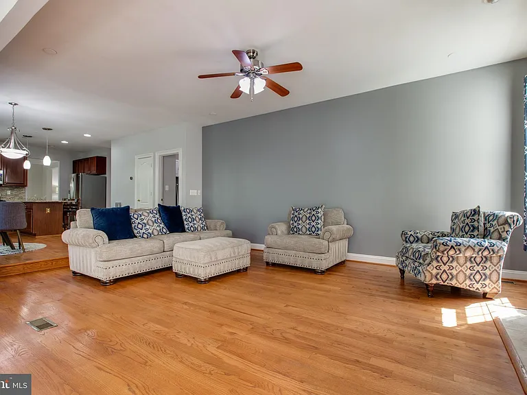 2191 Oak Forest Dr — Photo 31