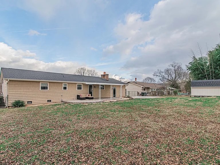 7707 Windsong Rd — Photo 12
