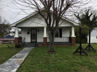 300 E Weaver St, Clinton, TN 37716