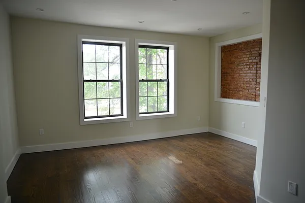 Rented by MNS | media 45