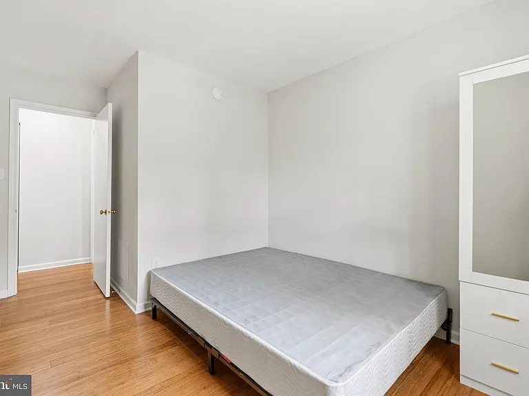 15711 Ambiance Dr — Photo 23