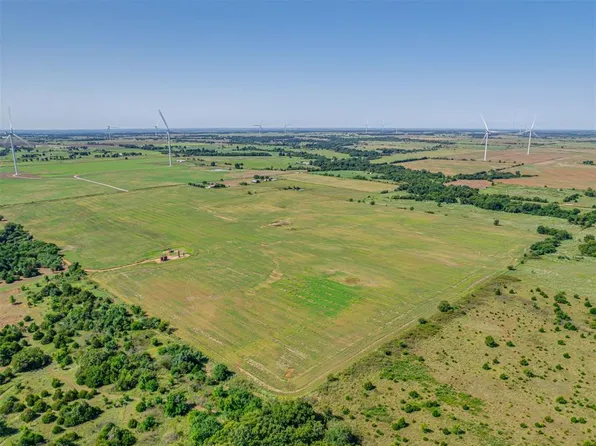 145 Mol Acres W County Rd #70, Crescent, OK 73028