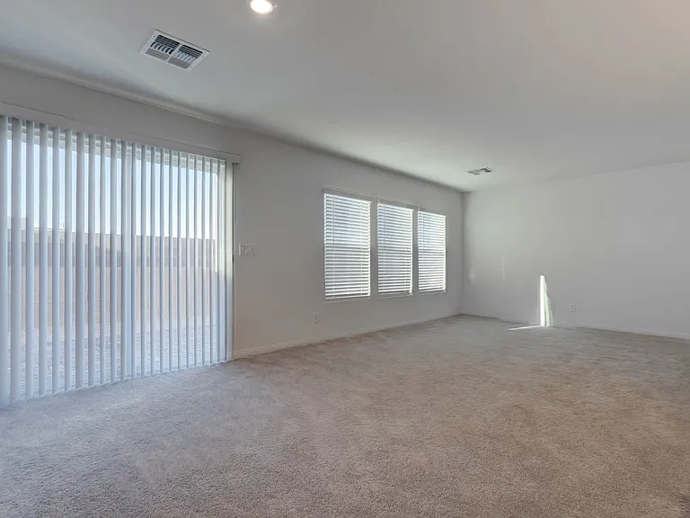 9256 Innot Ave — Photo 8