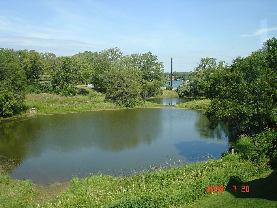 4275 Weston Way, Shoreview, Mn. Spectacular View !!!