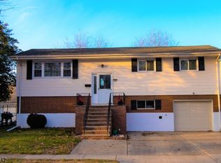 2008 W Camplain Rd, Manville, NJ 08835