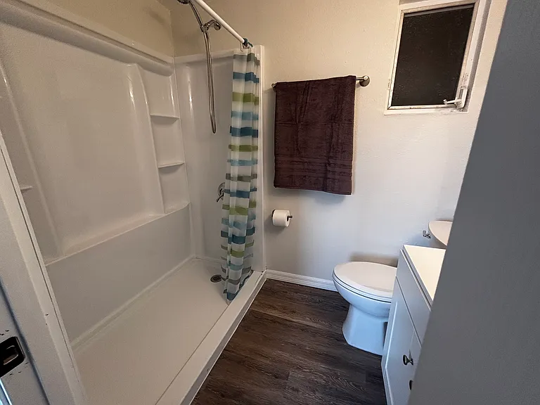 128 Beach Ave #A — Photo 19