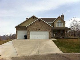 1st image of 2385 Oak Crest Cir
