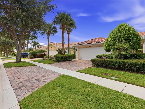 4th image of 8450 SAINT JOHNS Court