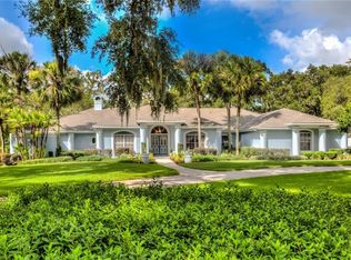 32031 Hickory Ln, Sorrento, FL 32776