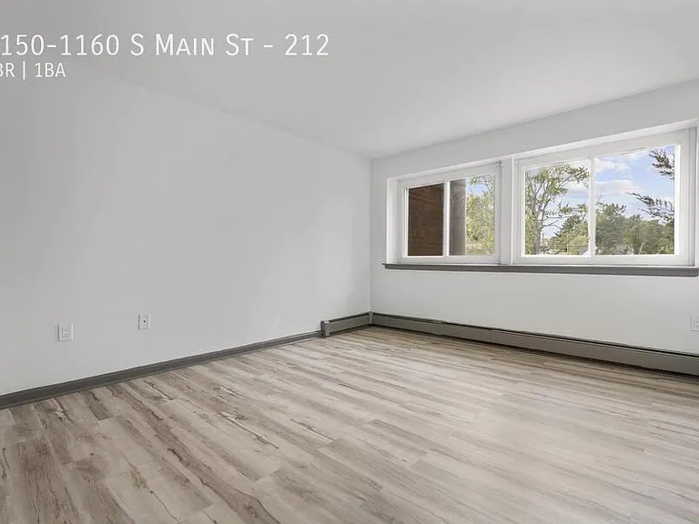 1150-1160 S Main St #212 — Photo 3