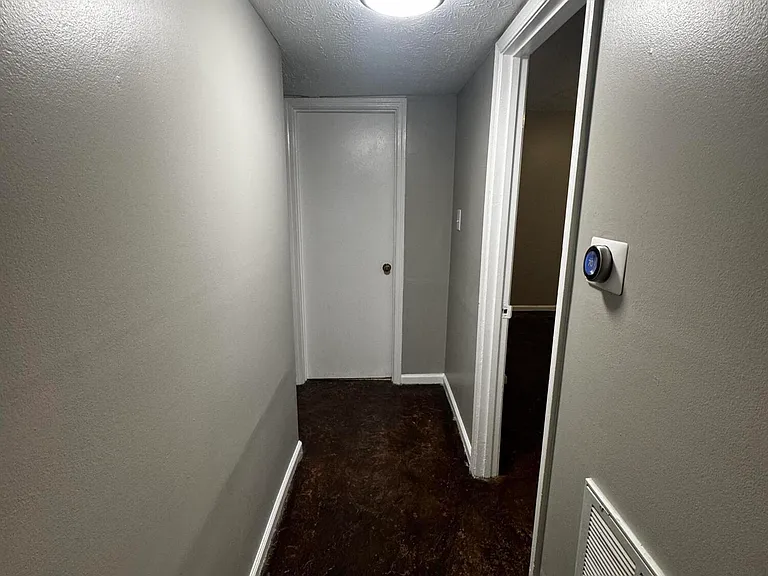 185 Donabrook Ct #B7 — Photo 9