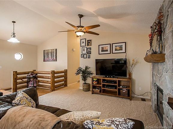 5th image of 4236 Sunrise Dr