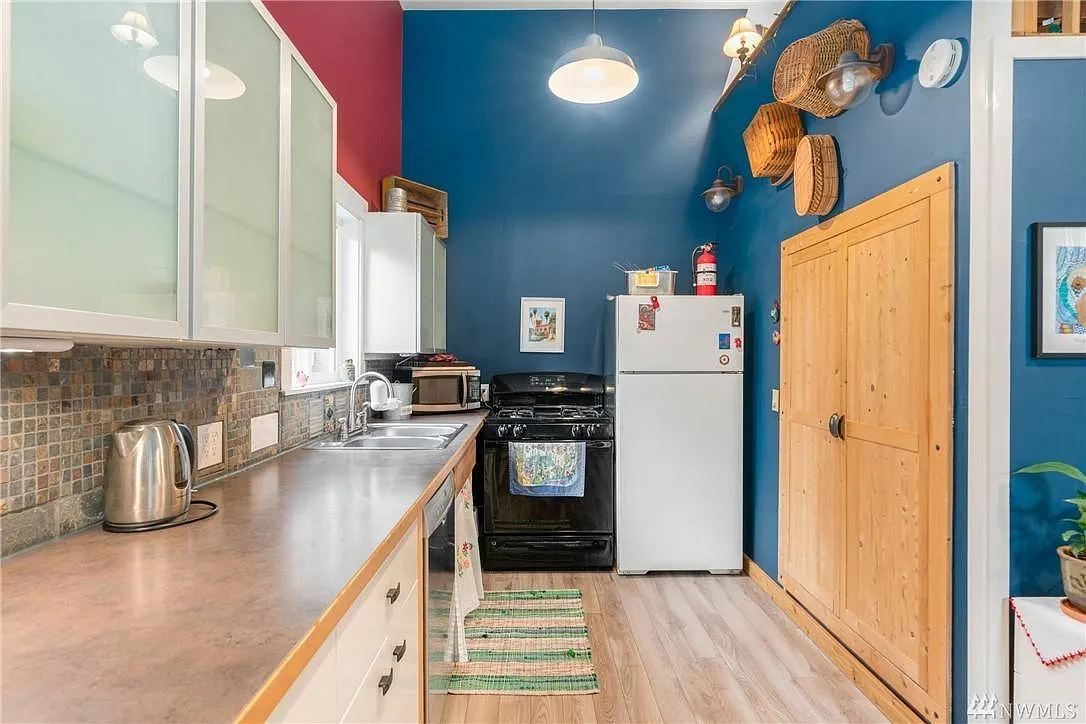 6741 Murray Ave SW — Photo 4