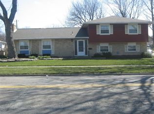 5700 Burkhardt Rd, Dayton, OH 45431