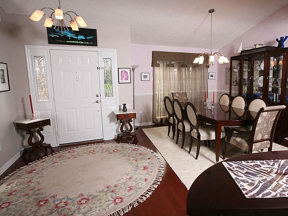 2nd image of 565 S Pine Meadow Dr