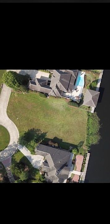 Aerial view 3 