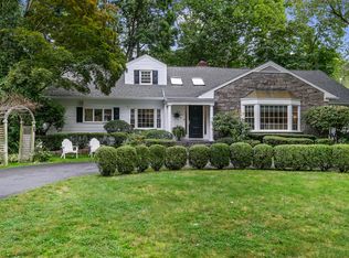 7 Ramapo Trl, Harrison, NY 10528