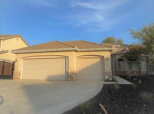 5370 E Dwight Way, Fresno, CA 93727