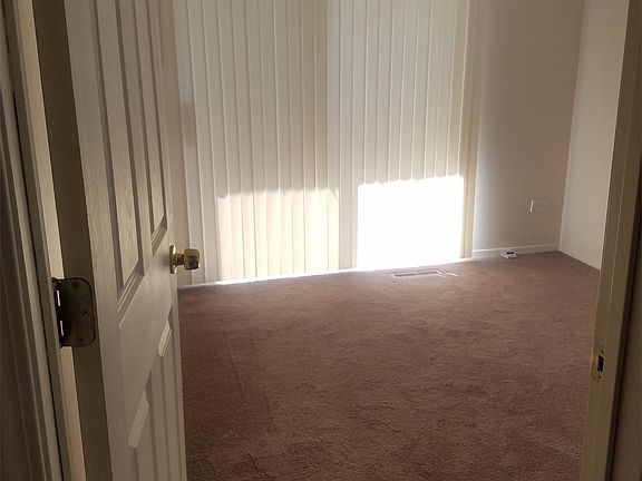 3rd image of 1810 S Norwood Ave APT A