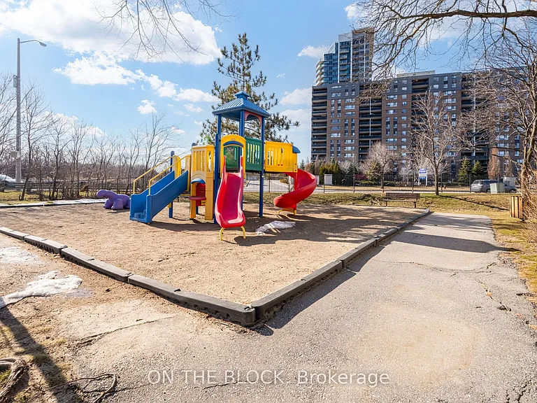 47 Carleton Pl — Photo 47