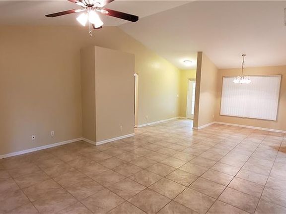 5th image of 1103 W 11th St