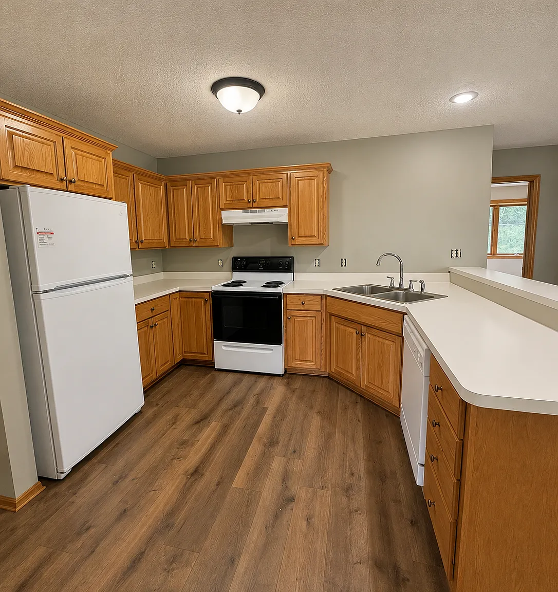 2 bed, 1.5 bath, 1100 sqft, $1,700 — Photo 4