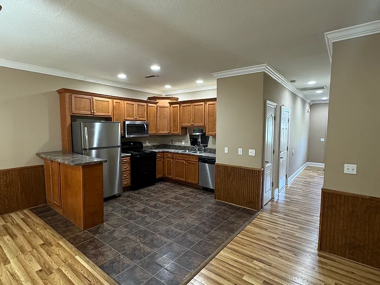 153 Brown Estates Dr — Photo 2