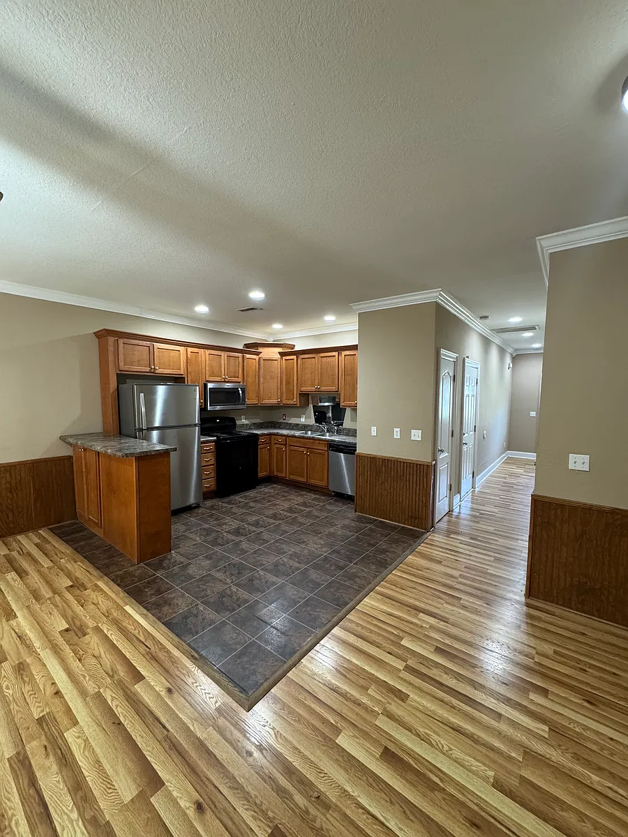 Building Photo - 153 Brown Estates Dr