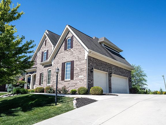 4th image of 18176 Lakes End Dr