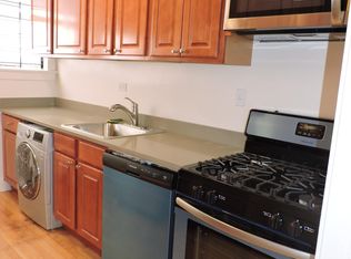 7446 N Seeley Ave #C2, Chicago, IL 60645