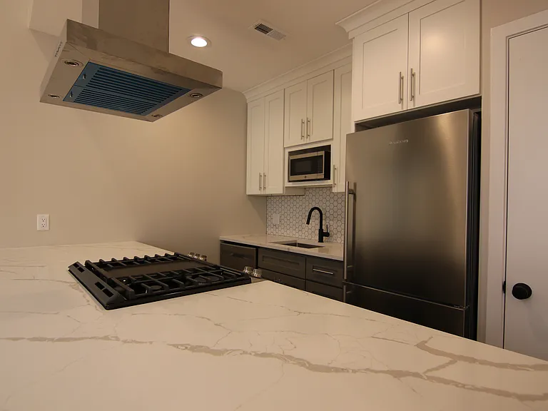 Deacon Court - 1661 Washington Street — Photo 208
