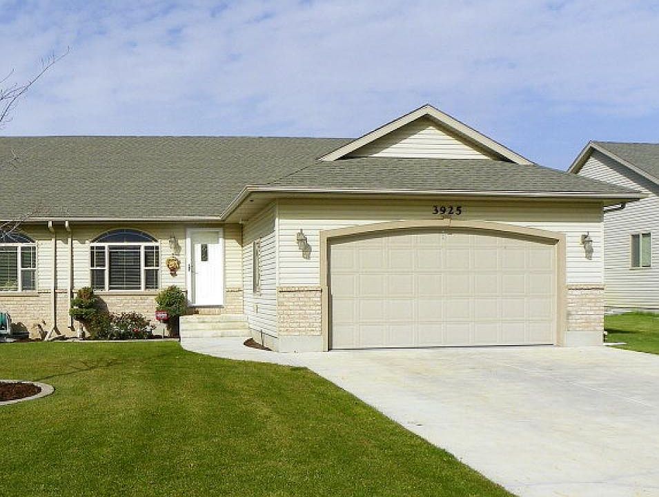 1st image of 3925 E Clearfield Ln