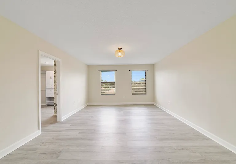 1315 Moss Creek Ln — Photo 11