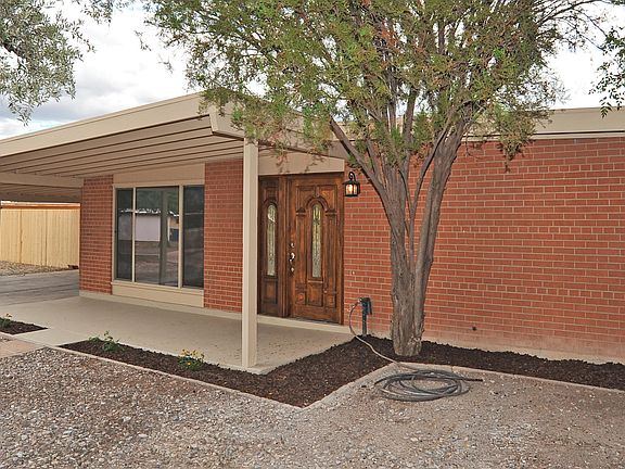 2nd image of 8134 E Holmes Pl