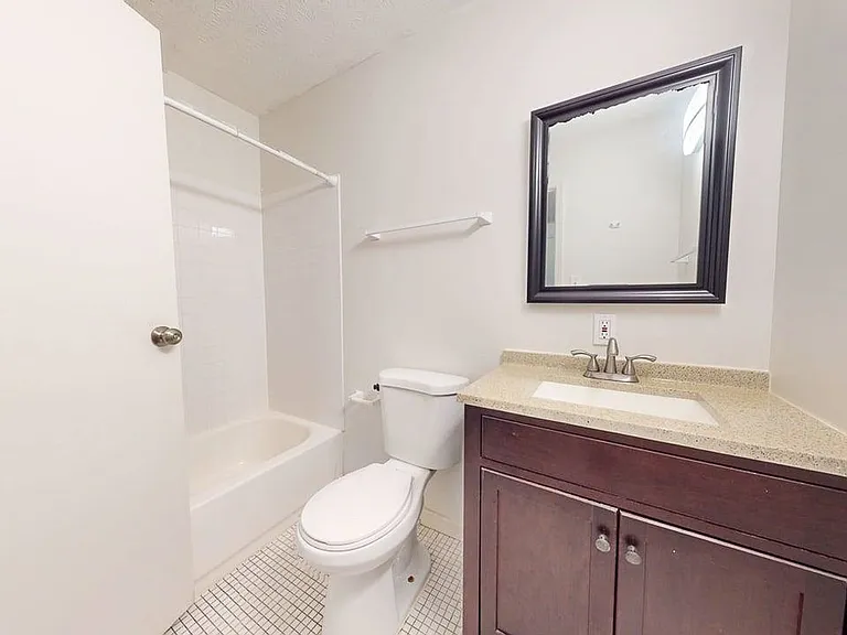 5285 Portland St #104 — Photo 19