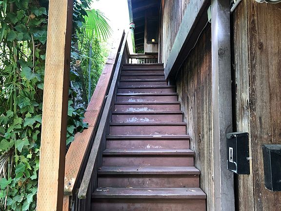 2nd image of 1873 Garden Ave APT A
