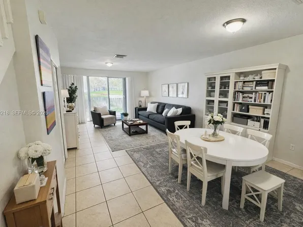 8225 SW 29th St #102, Hollywood, FL 33025