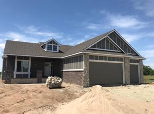 443 E Samantha Ct, Mulvane, KS 67110