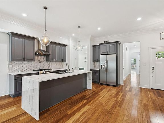 4th image of 624 Wagner St