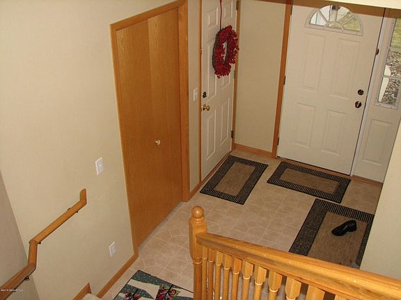 2nd image of 730 Lee St NE