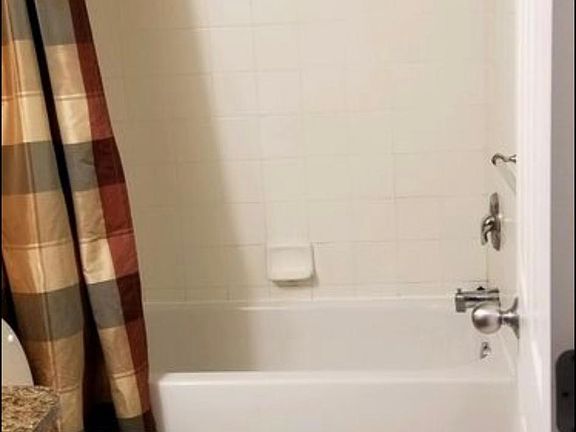 5th image of 2635 Greenstone Blvd