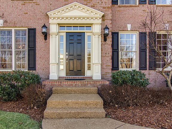 2nd image of 809 Walden Dr