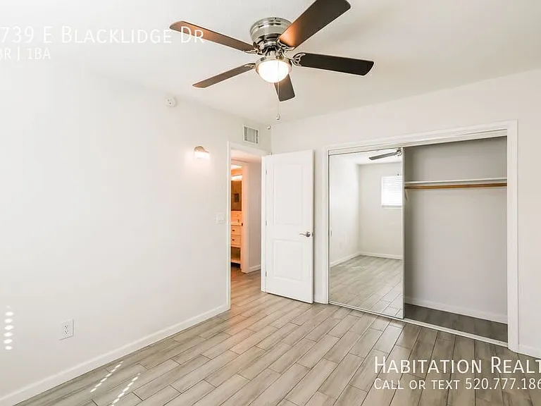 3739 E Blacklidge Dr — Photo 6