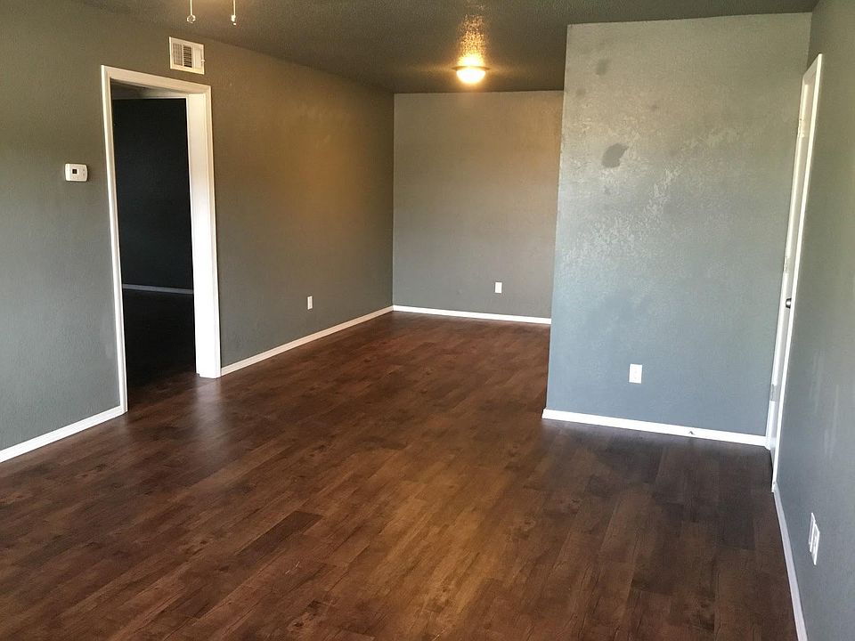 1st image of 124 NE 23rd St APT 15